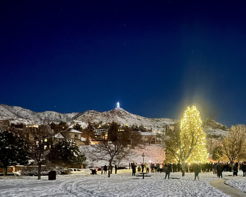 2025-Christmas-Tree-Lighting-1