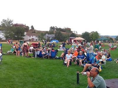 mountain-shadows-concert-august-11th-2012-3_2